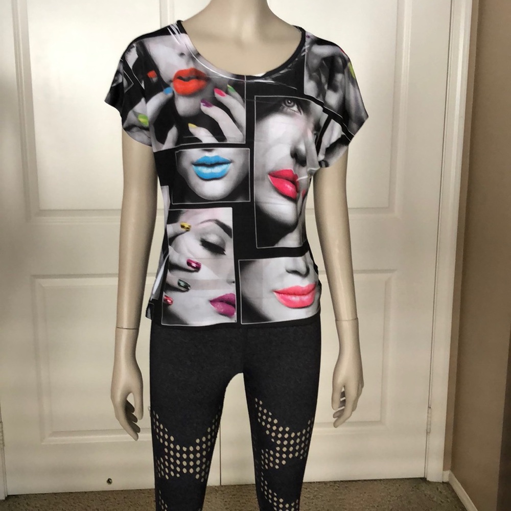 Clio Apparel Sliced Back Top